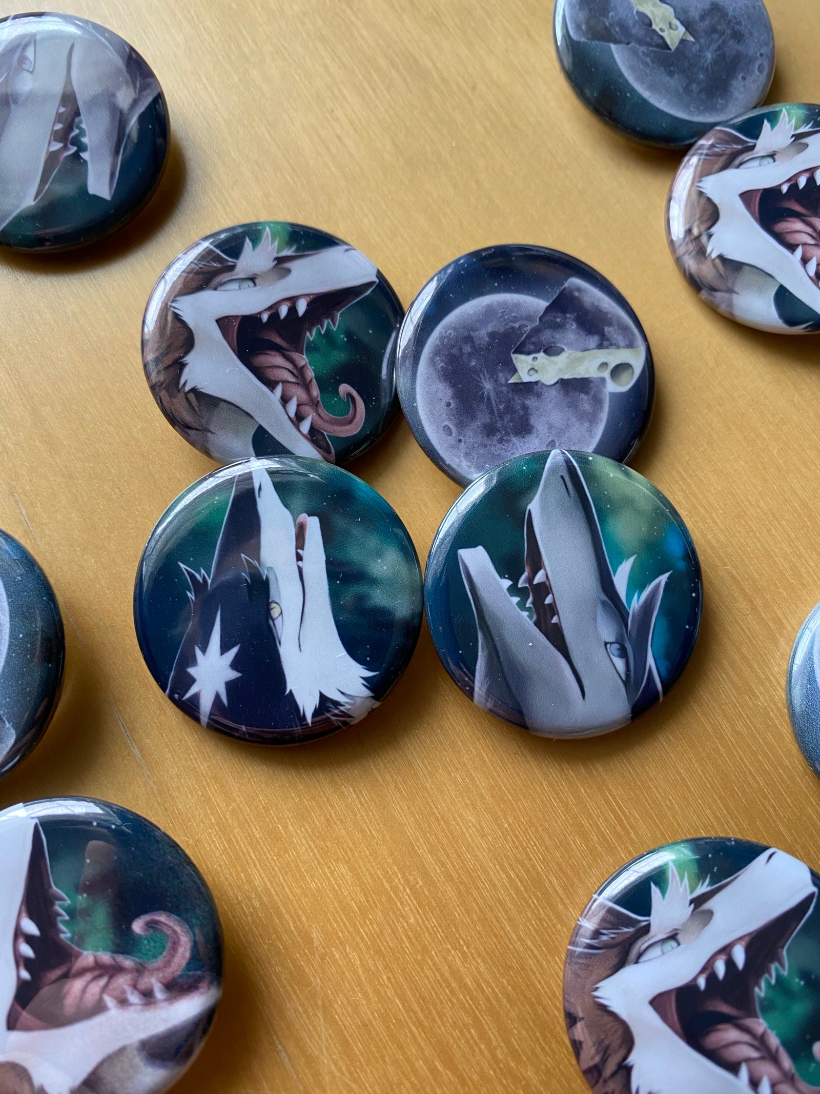 Sergal Moon Button Set